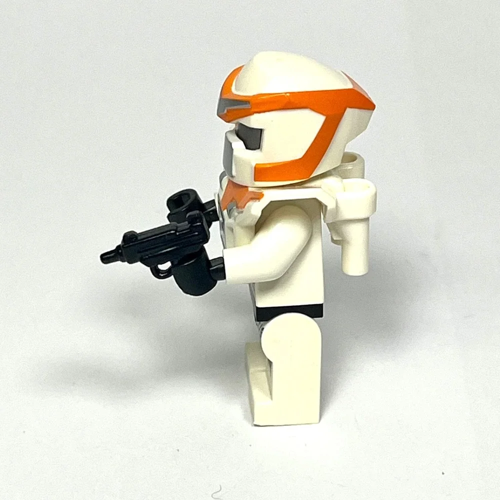 LEGO Battle Mech Minifigure Series 9 CMF col141 Complete with Blaster Gun 71000